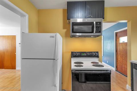 100 E Cavanaugh Rd, Lansing, MI 48910 photo 12