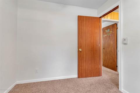 100 E Cavanaugh Rd, Lansing, MI 48910 photo 18