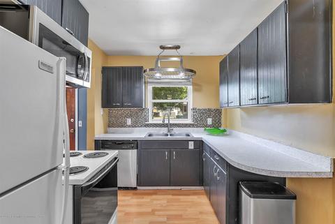 100 E Cavanaugh Rd, Lansing, MI 48910 photo 11