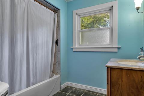 100 E Cavanaugh Rd, Lansing, MI 48910 photo 16