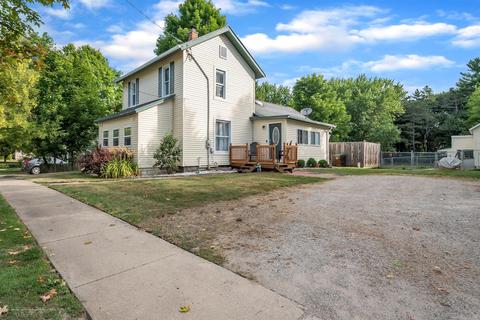 239 E Washington St, Dimondale, MI 48821 photo 3