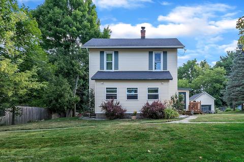 239 E Washington St, Dimondale, MI 48821 photo 2