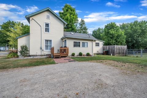 239 E Washington St, Dimondale, MI 48821 photo 5