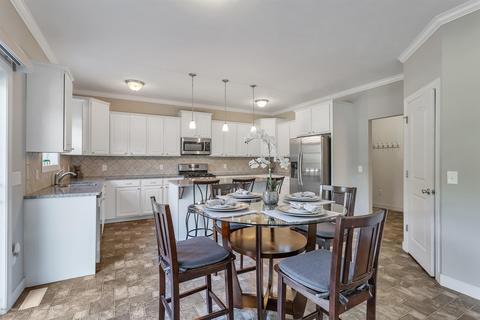 1715 Juniper Pl, Holt, MI 48842 photo 12
