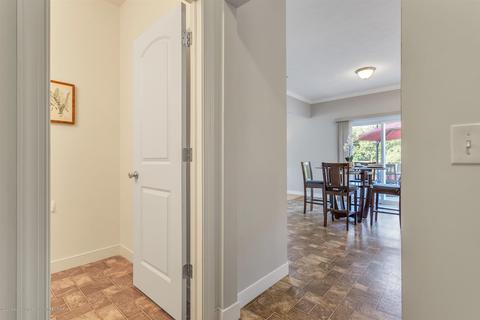 1715 Juniper Pl, Holt, MI 48842 photo 17
