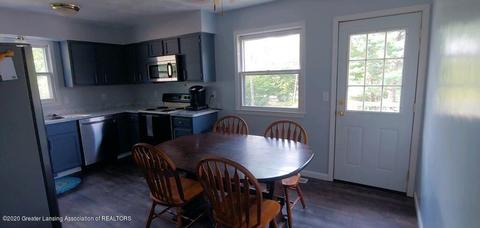 109 E Webb Dr, Dewitt, MI 48820 photo 6