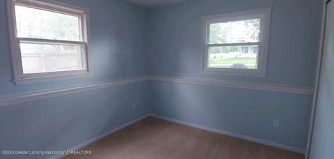 109 E Webb Dr, Dewitt, MI 48820 photo 12