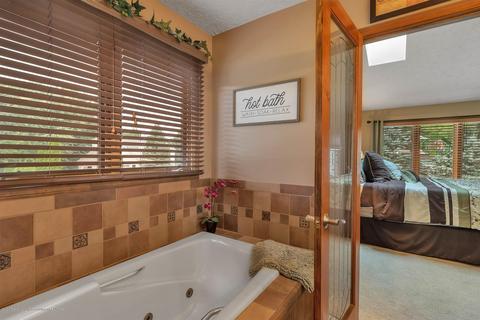 4092 Cornell Rd, Okemos, MI 48864 photo 28