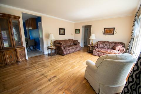 901 Kendon Dr, Lansing, MI 48910 photo 6