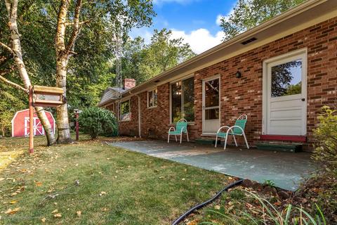 1345 E Twinbrook Dr, Dewitt, MI 48820 photo 11