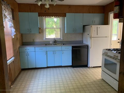 941 Varden Dr, Jackson, MI 49202 photo 4