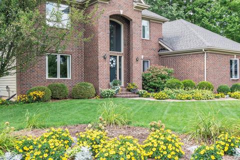 5579 Silverleaf Ct, Haslett, MI 48840 photo 2