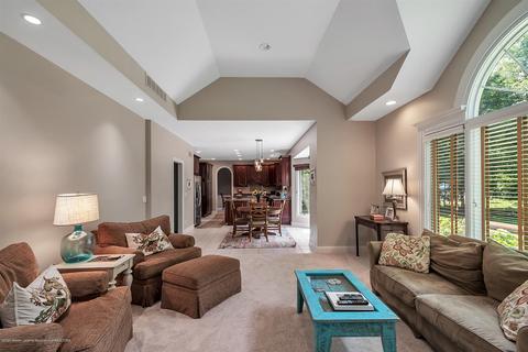 5579 Silverleaf Ct, Haslett, MI 48840 photo 18