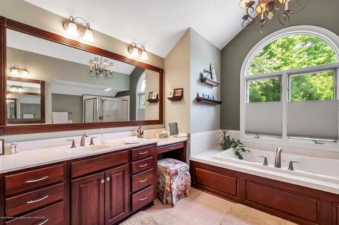 5579 Silverleaf Ct, Haslett, MI 48840 photo 21