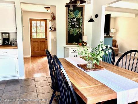 1240 Castlewood Cir, Dewitt, MI 48820 photo 11