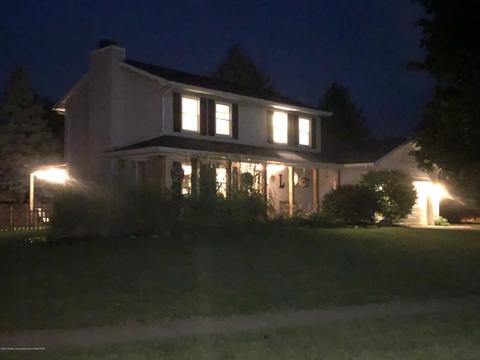1240 Castlewood Cir, Dewitt, MI 48820 photo 2