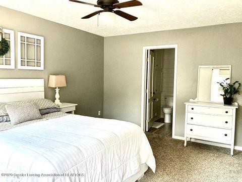 1240 Castlewood Cir, Dewitt, MI 48820 photo 26