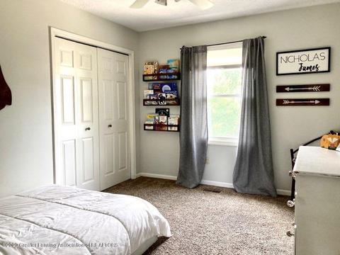 1240 Castlewood Cir, Dewitt, MI 48820 photo 31