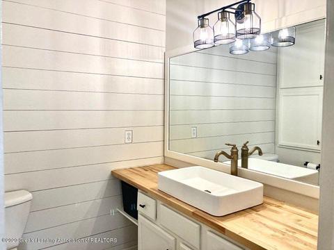 1240 Castlewood Cir, Dewitt, MI 48820 photo 27