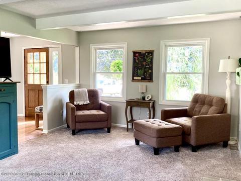 1240 Castlewood Cir, Dewitt, MI 48820 photo 6