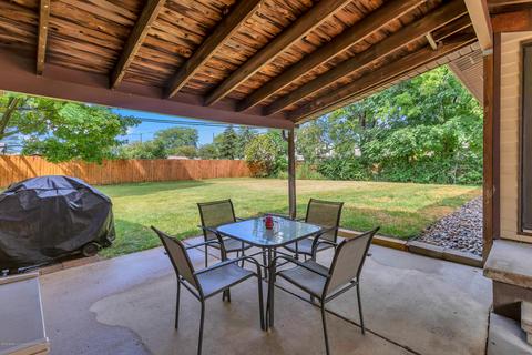 429 Iris Ave, Lansing, MI 48917 photo 27