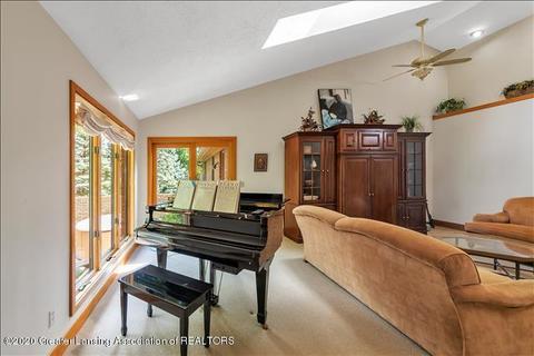 4800 Malpaso Ln, Lansing, MI 48917 photo 8