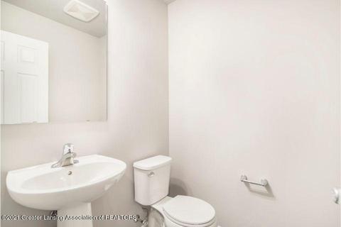 1115 River Oaks Dr, Dewitt, MI 48820 photo 9