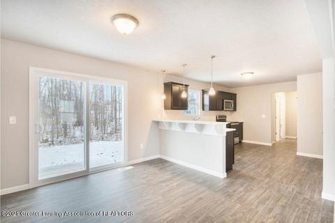 1115 River Oaks Dr, Dewitt, MI 48820 photo 5