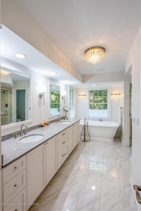 3700 Beech Tree Ln, Okemos, MI 48864 photo 44