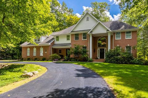 3700 Beech Tree Ln, Okemos, MI 48864 photo 1