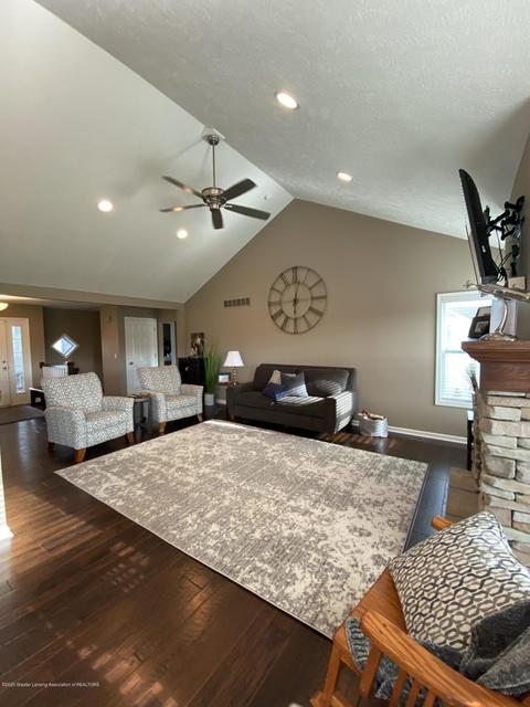 1204 Verbena Ln, Dewitt, MI 48820 photo 5