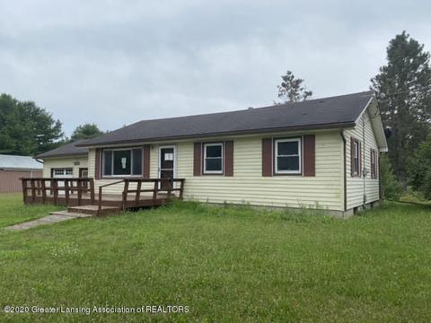 5112 E Cutler Rd, Bath, MI 48808 photo 3