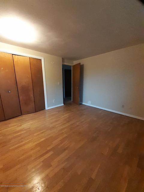 3801 Starlight Ln, Lansing, MI 48911 photo 11