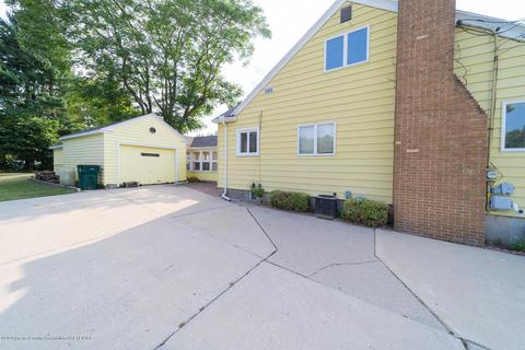 208 E Randolph St, Lansing, MI 48906 photo 4