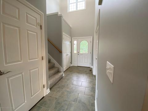 623 Emily Ln, Haslett, MI 48840 photo 4
