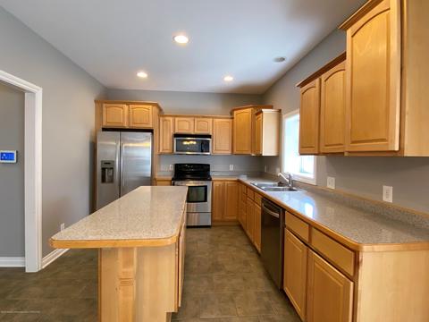 623 Emily Ln, Haslett, MI 48840 photo 9