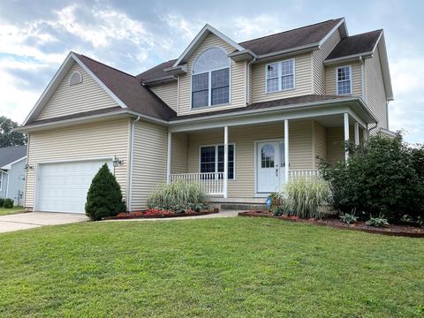 623 Emily Ln, Haslett, MI 48840 photo 3