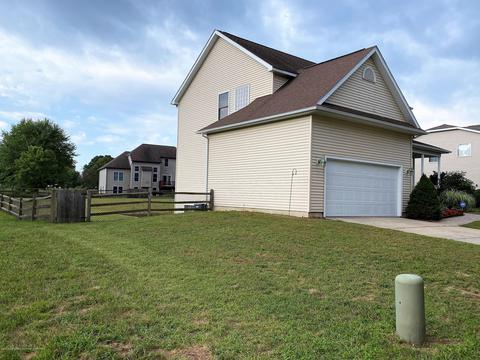623 Emily Ln, Haslett, MI 48840 photo 2