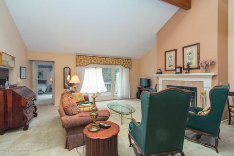 1896 Danbury E, Okemos, MI 48864 photo 3