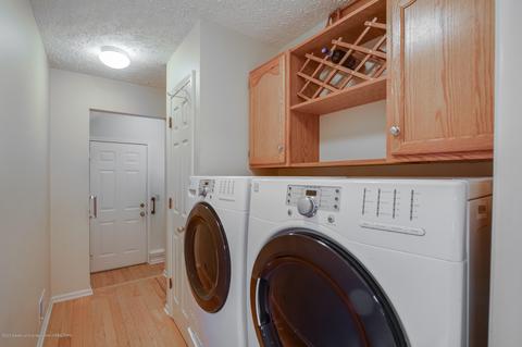 1896 Danbury E, Okemos, MI 48864 photo 18