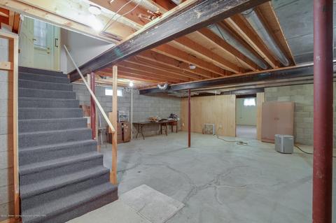 1896 Danbury E, Okemos, MI 48864 photo 26