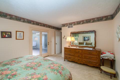 1896 Danbury E, Okemos, MI 48864 photo 24