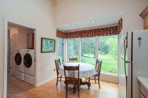 1896 Danbury E, Okemos, MI 48864 photo 17
