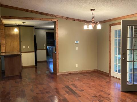 15406 Gary Ln, Bath, MI 48808 photo 11