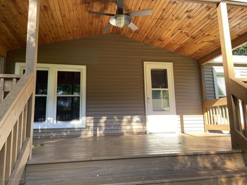 15406 Gary Ln, Bath, MI 48808 photo 3