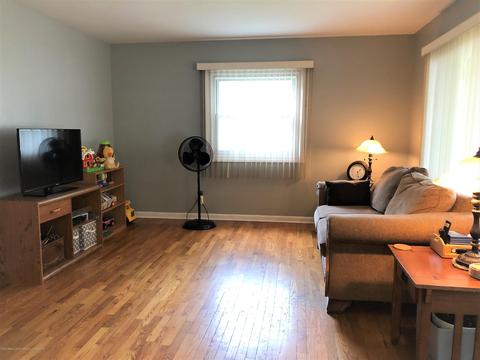 905 Fitting Ave, Lansing, MI 48917 photo 4