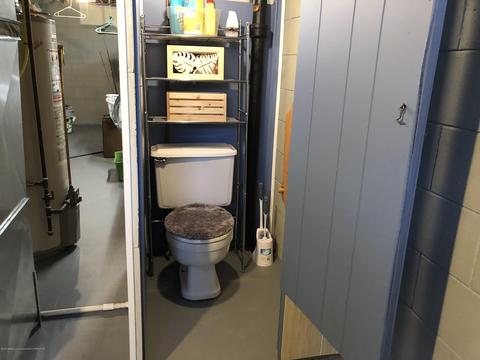 905 Fitting Ave, Lansing, MI 48917 photo 27
