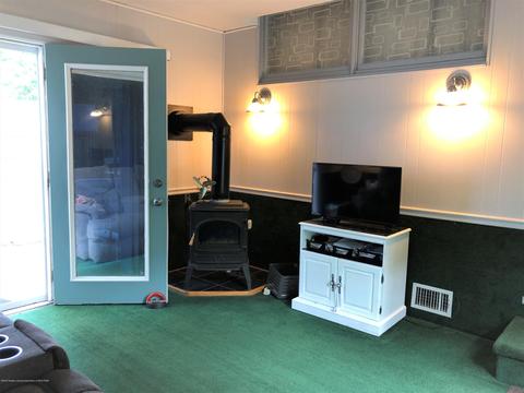 905 Fitting Ave, Lansing, MI 48917 photo 23