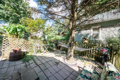 620 Smith Ave, Lansing, MI 48910 photo 38