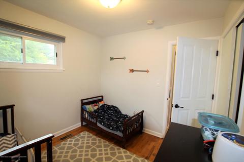 5585 Hallendale Rd, Haslett, MI 48840 photo 28